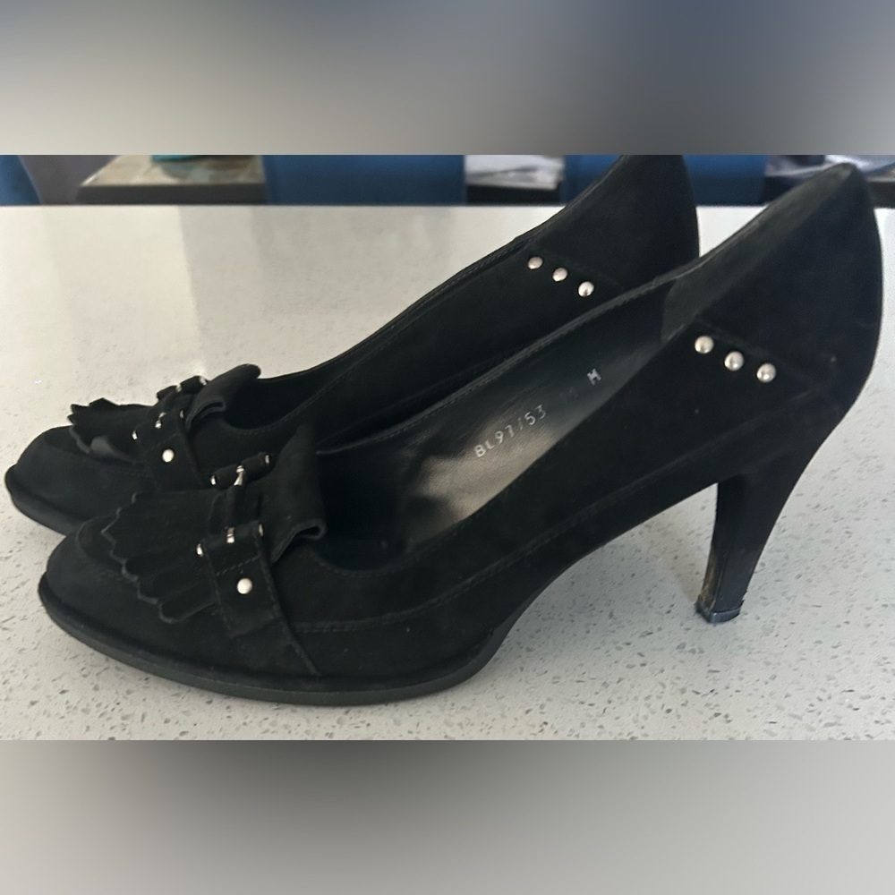 Stuart Weitzman Elegant Black Women's pumped heels size 11M - Picture 2 of 7